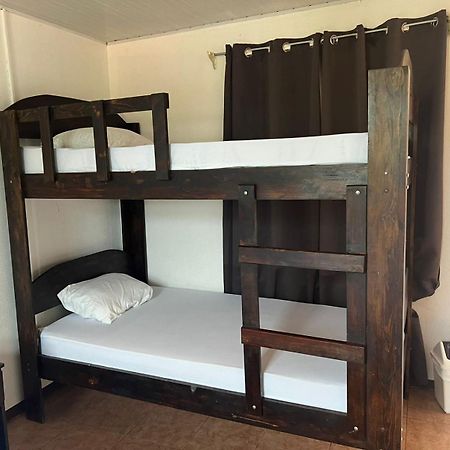 Bed and Breakfast Cabinas Playa Bandera Parrita Zewnętrze zdjęcie