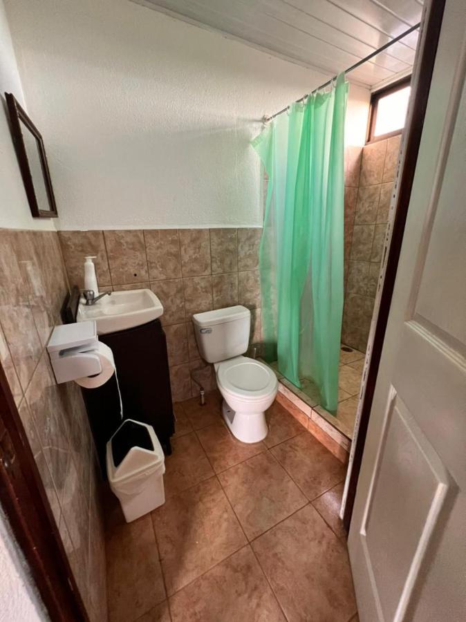 Bed and Breakfast Cabinas Playa Bandera Parrita Zewnętrze zdjęcie