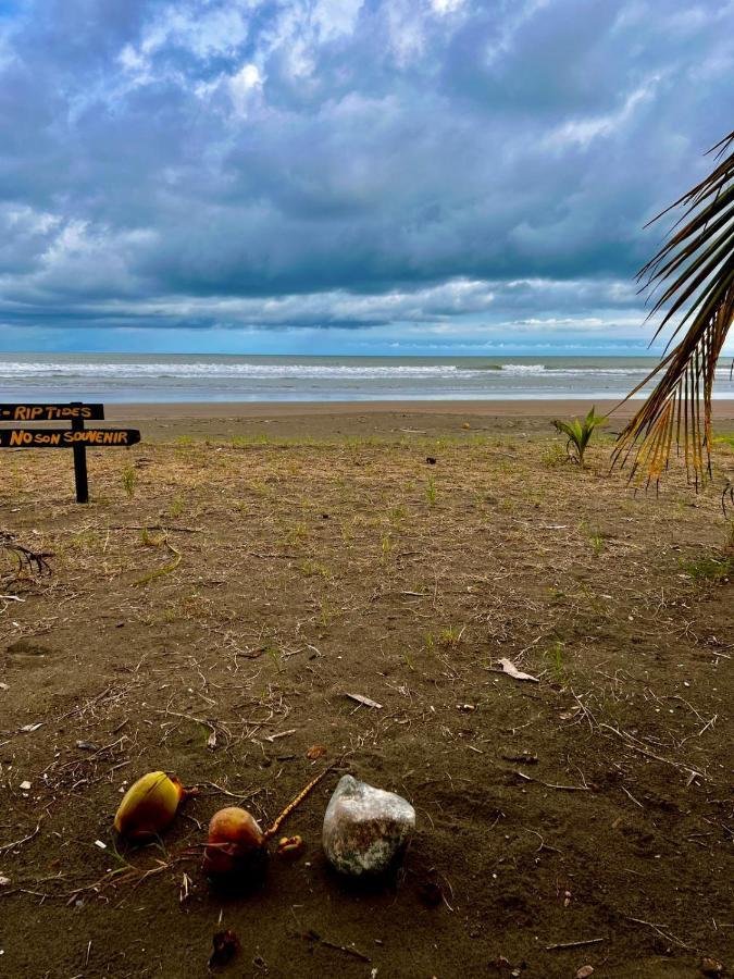 Bed and Breakfast Cabinas Playa Bandera Parrita Zewnętrze zdjęcie