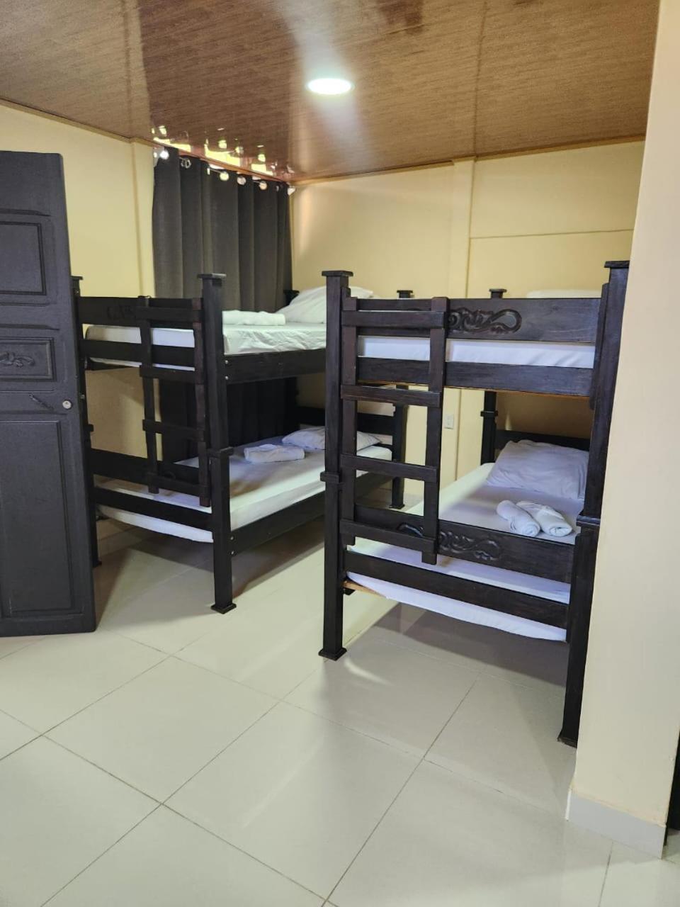 Bed and Breakfast Cabinas Playa Bandera Parrita Zewnętrze zdjęcie