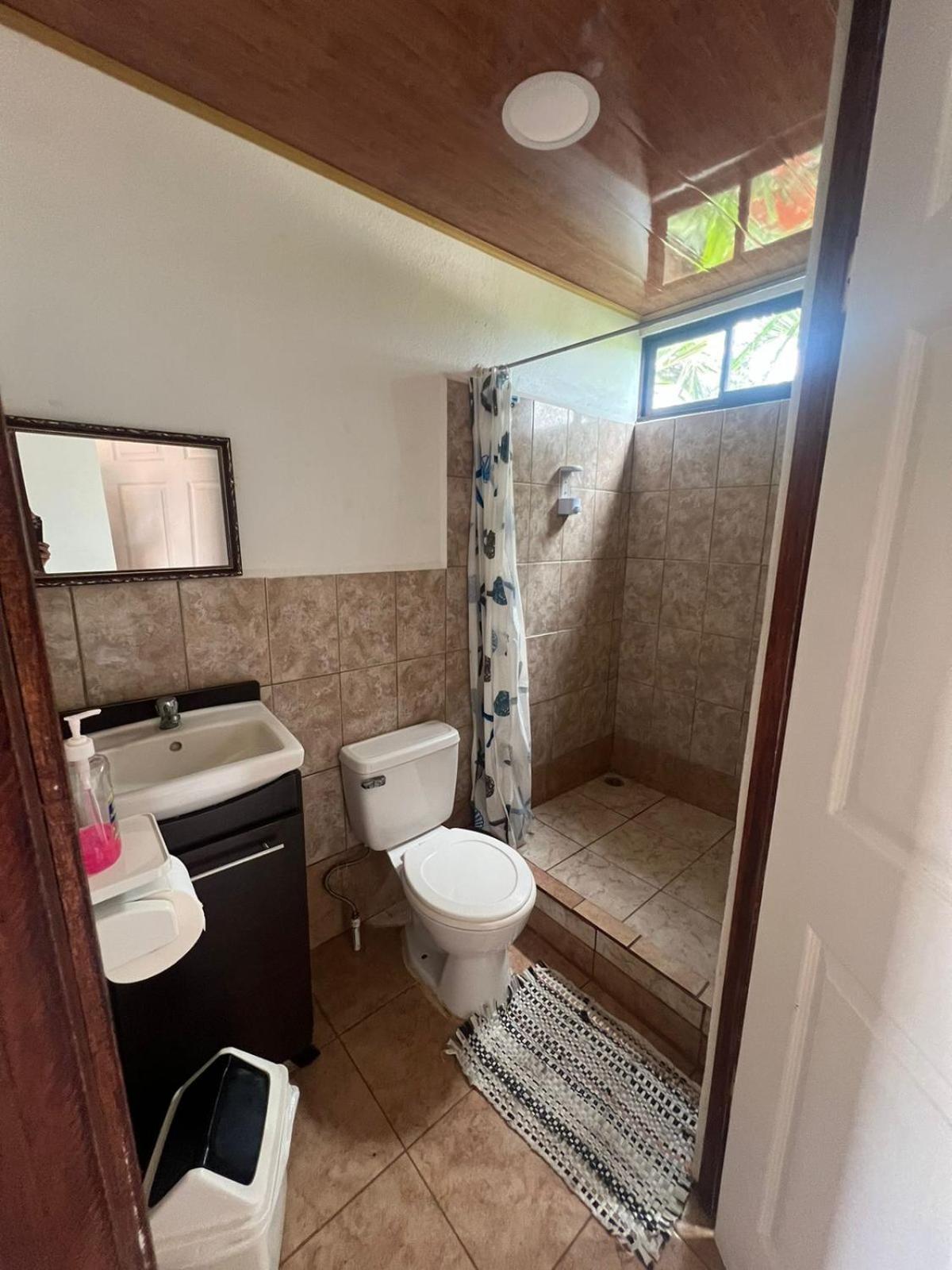 Bed and Breakfast Cabinas Playa Bandera Parrita Zewnętrze zdjęcie